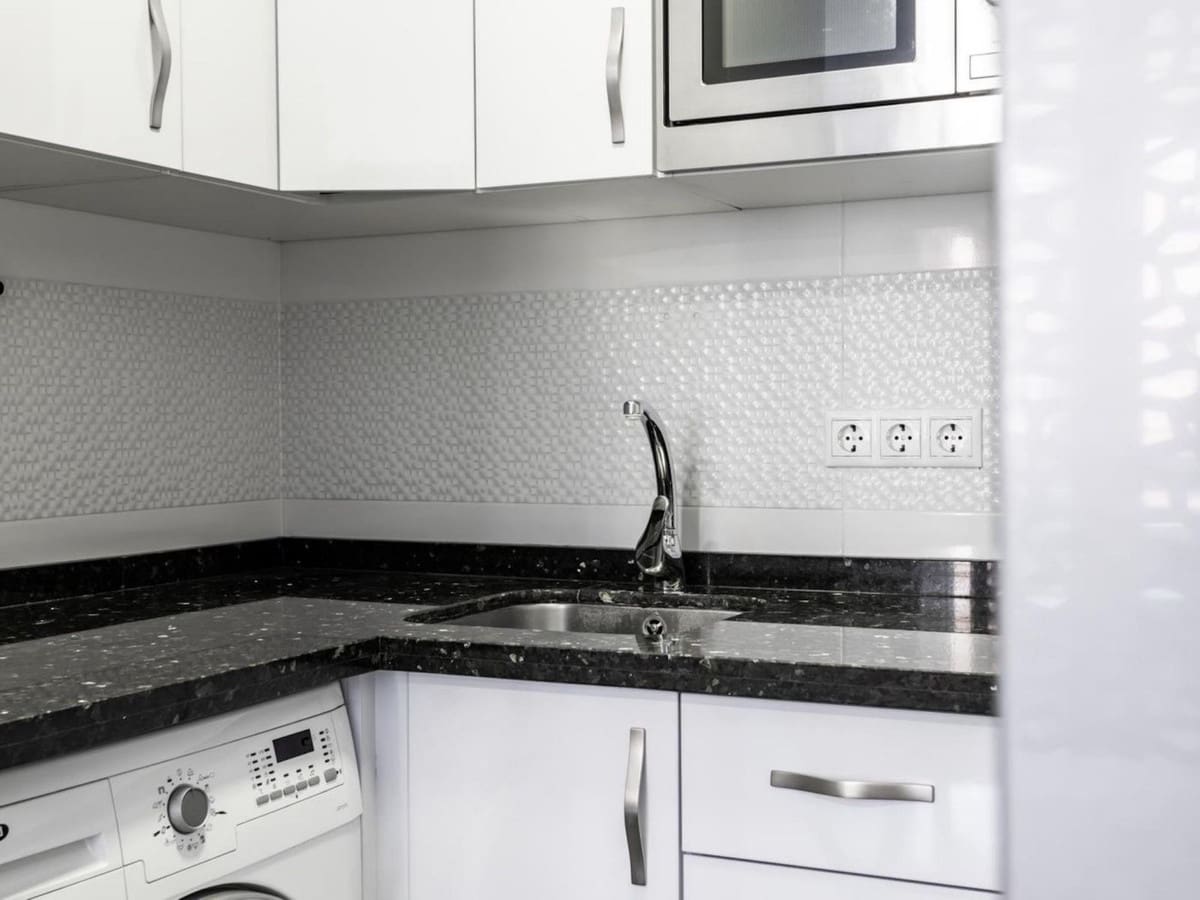 Studio til salg i Fuengirola med swimmingpool - € 259.000 (Ref: 9107053)