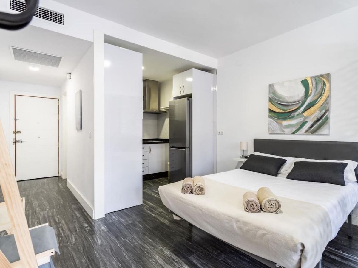 Studio til salg i Fuengirola med swimmingpool - € 259.000 (Ref: 9107053)