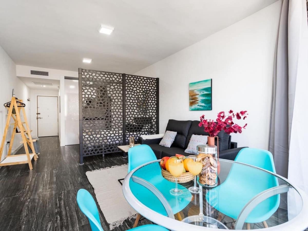 Studio for sale in Fuengirola with pool - € 259,000 (Ref: 9107053)