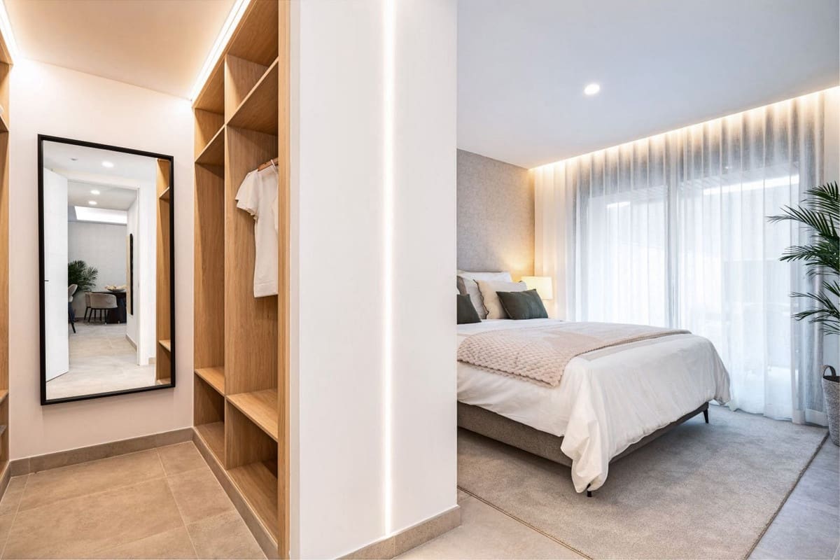 2 Zimmer Apartment zu verkaufen in Fuengirola mit Pool - 659.500 € (Ref: 9357823)