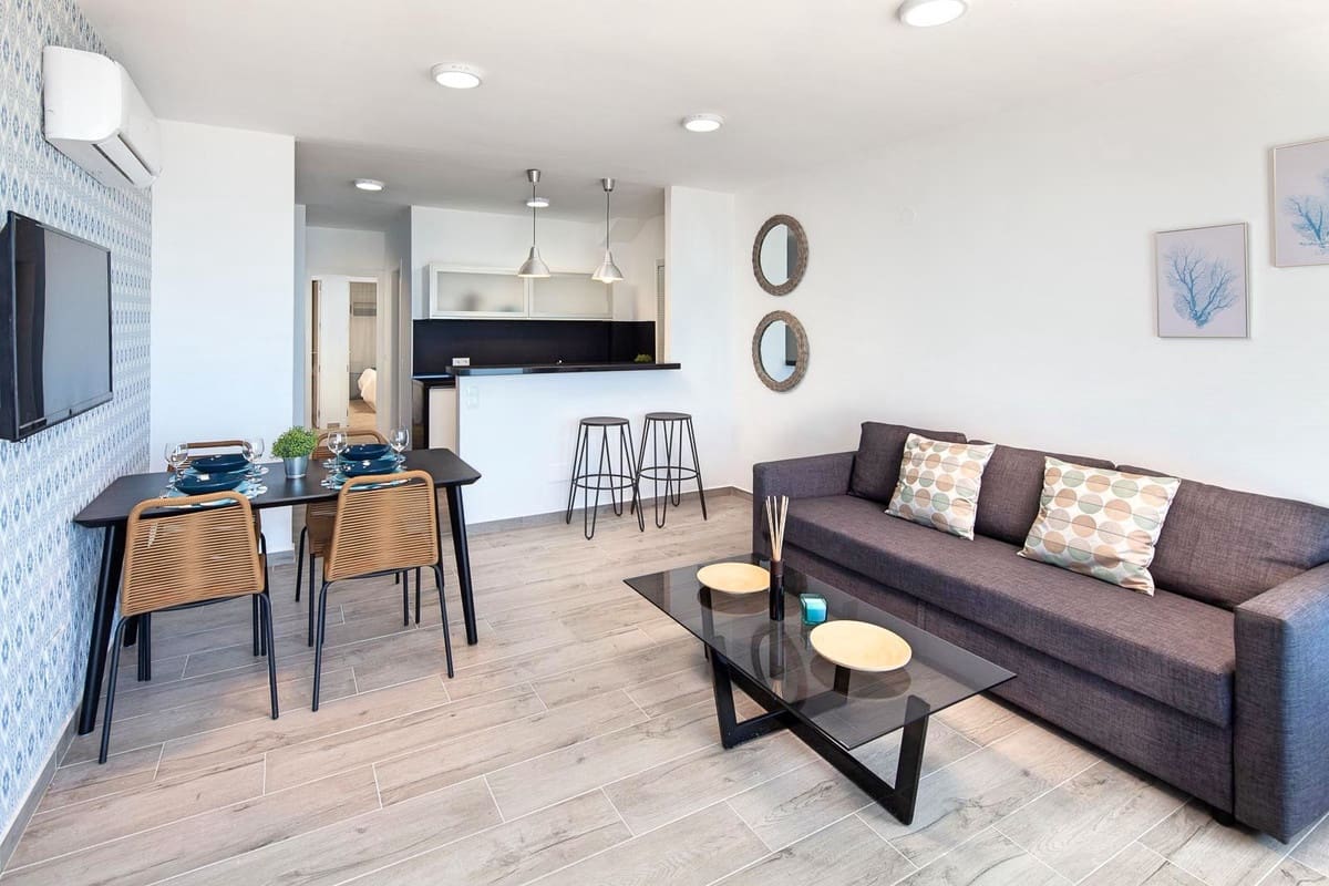 7 sypialnia Apartament na sprzedaż w Benalmadena z garażem - 1 295 000 € (Ref: 9357827)