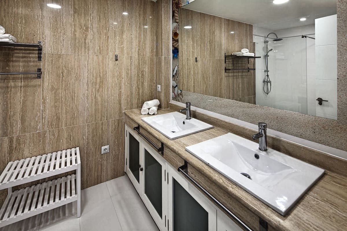 7 Zimmer Apartment zu verkaufen in Benalmadena mit Garage - 1.295.000 € (Ref: 9357827)