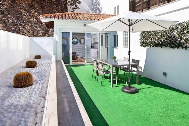 7 slaapkamer Appartement te koop in Benalmádena met garage - € 1.295.000 (Ref: 9357827)