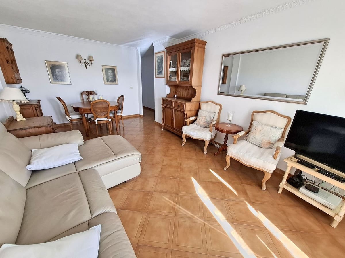 2 soverom Leilighet til salgs i Fuengirola med svømmebasseng garasje - € 297 000 (Ref: 9378638)