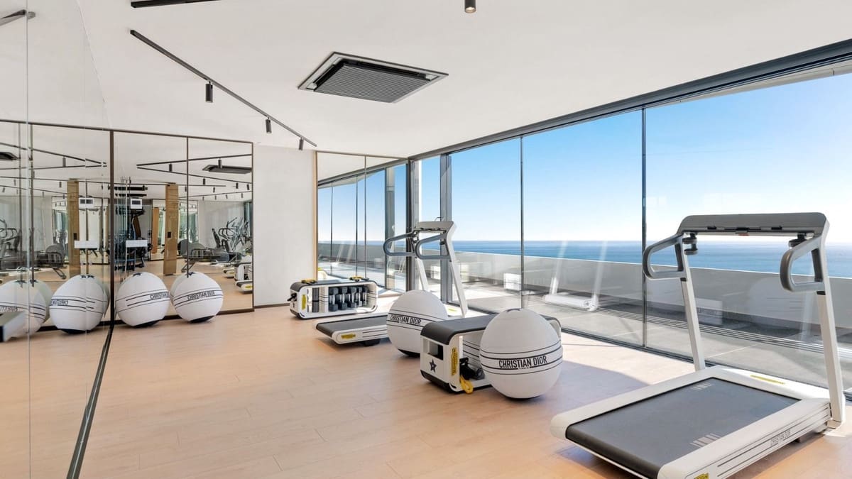 3 soveværelse Penthouse til salg i Benalmadena Costa med swimmingpool garage - € 3.495.000 (Ref: 9412791)