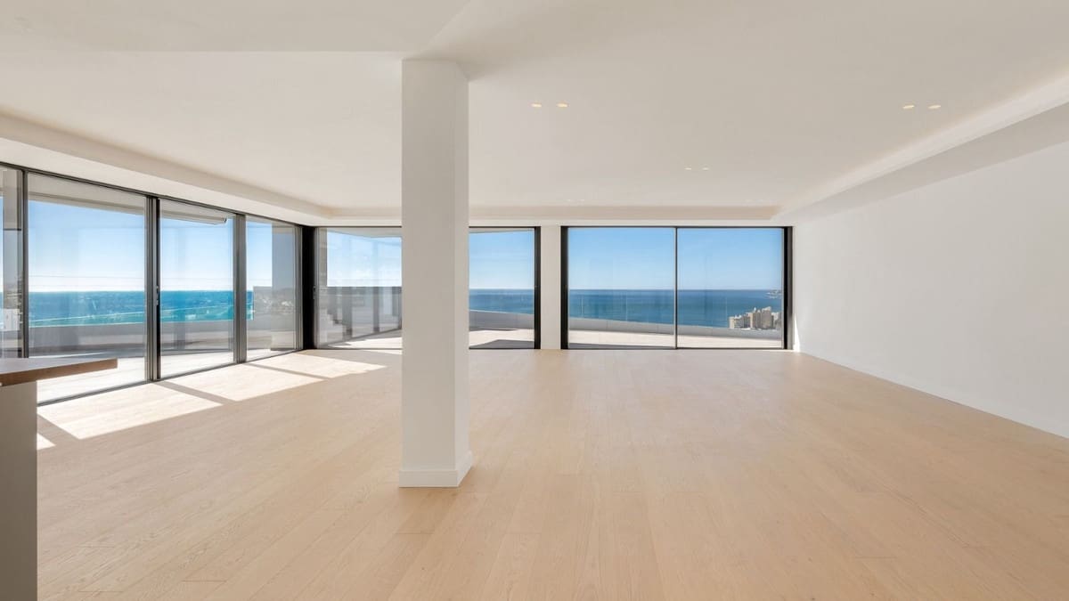 3 bedroom Penthouse for sale in Benalmadena Costa with pool garage - € 2,549,000 (Ref: 9412791)