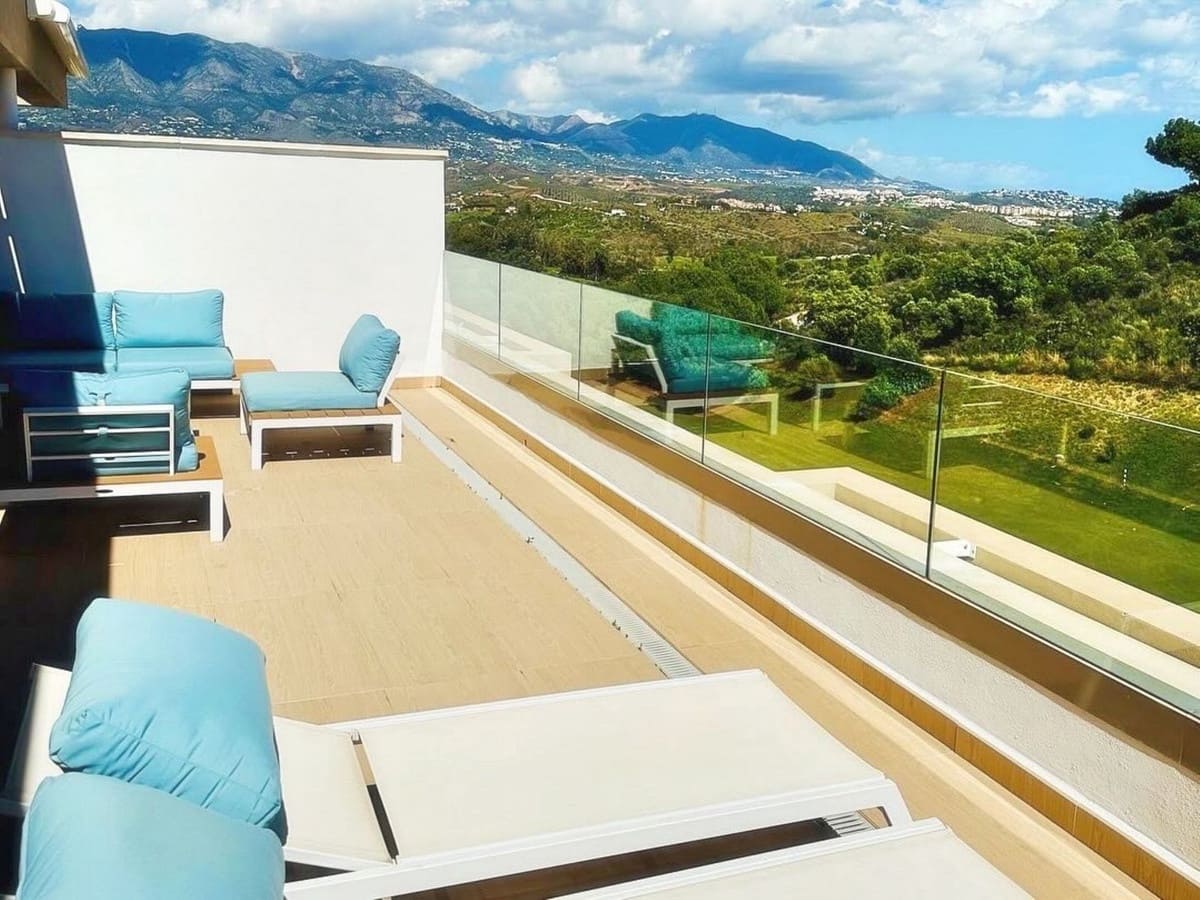 3 soverom Penthouse til salgs i La Cala Golf med svømmebasseng garasje - € 590 000 (Ref: 9565636)