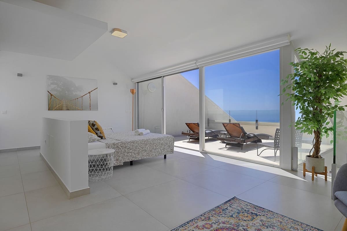 3 chambre Penthouse à vendre à Benalmadena avec piscine garage - 1 079 000 € (Ref: 9632745)