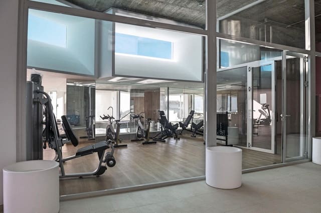 3 soveværelse Penthouse til salg i Benalmádena med swimmingpool garage - € 1.079.000 (Ref: 9632745)