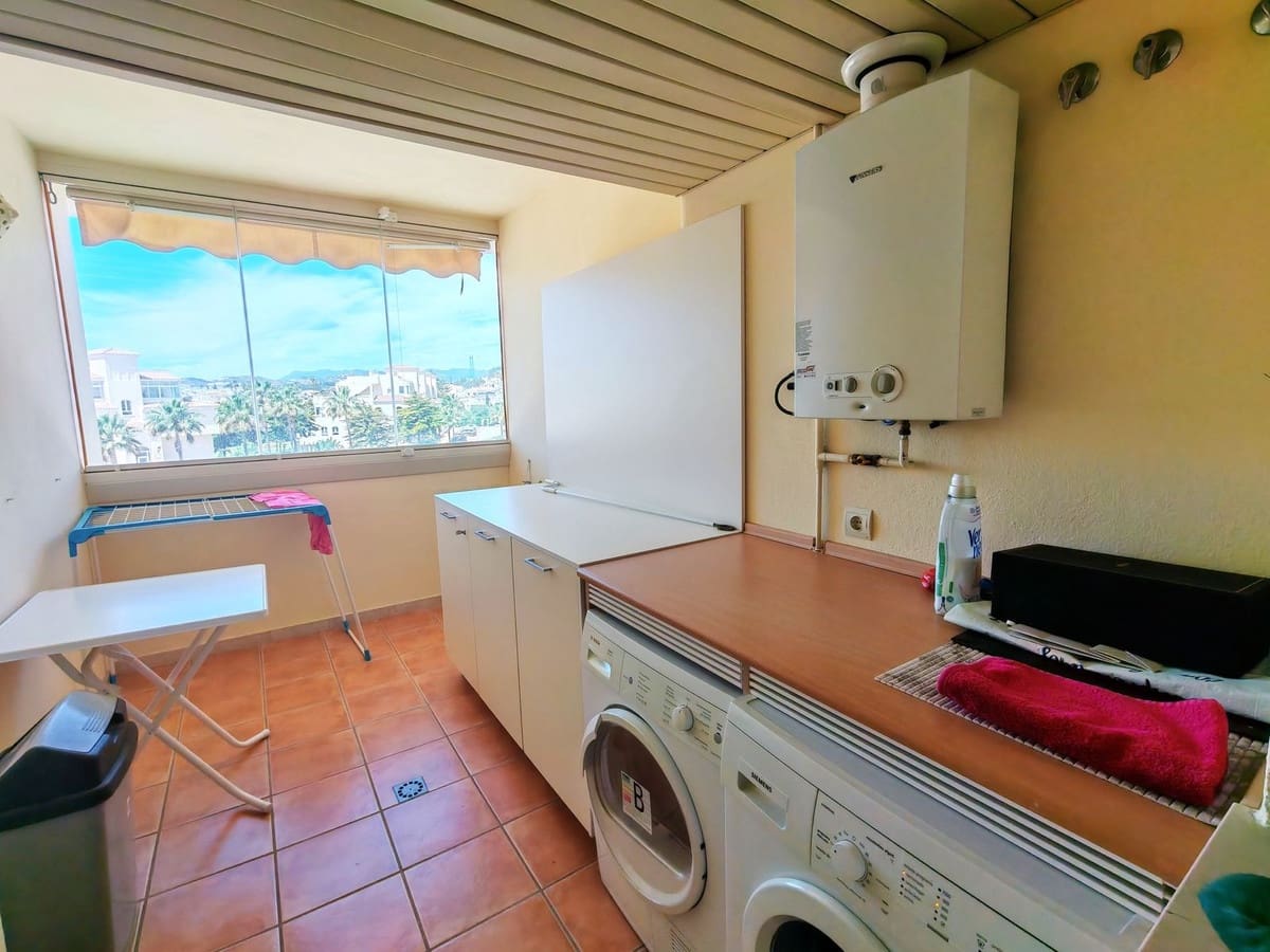 2 bedroom Apartment for sale in Mijas Costa with pool garage - € 495,000 (Ref: 9833354)