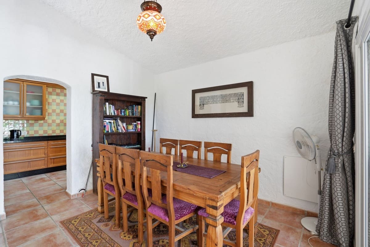 4 Zimmer Villa zu verkaufen in Mijas mit Pool Garage - 899.000 € (Ref: 9858038)