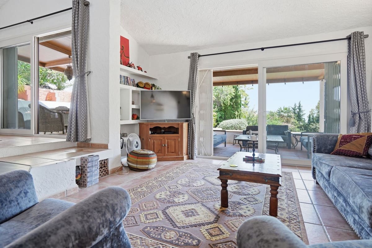 4 Zimmer Villa zu verkaufen in Mijas mit Pool Garage - 899.000 € (Ref: 9858038)
