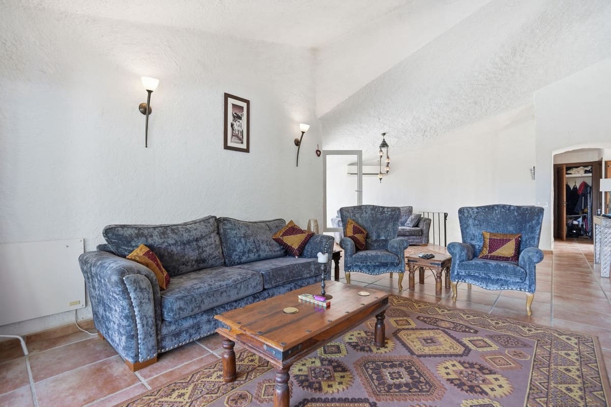 4 Zimmer Villa zu verkaufen in Mijas mit Pool Garage - 899.000 € (Ref: 9858038)