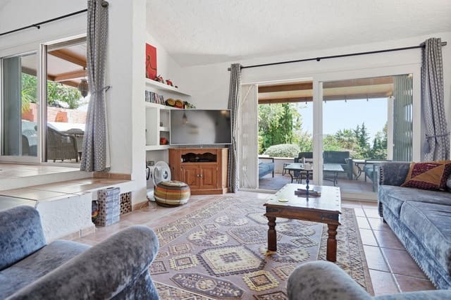 4 slaapkamer Villa te koop in Mijas met zwembad garage - € 899.000 (Ref: 9858038)