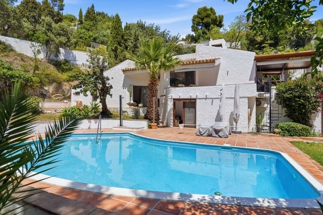 4 slaapkamer Villa te koop in Mijas met zwembad garage - € 899.000 (Ref: 9858038)