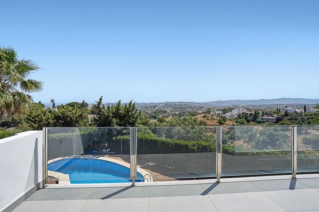3 bedroom Villa for sale in Mijas with pool garage - € 1,450,000 (Ref: 9888666)