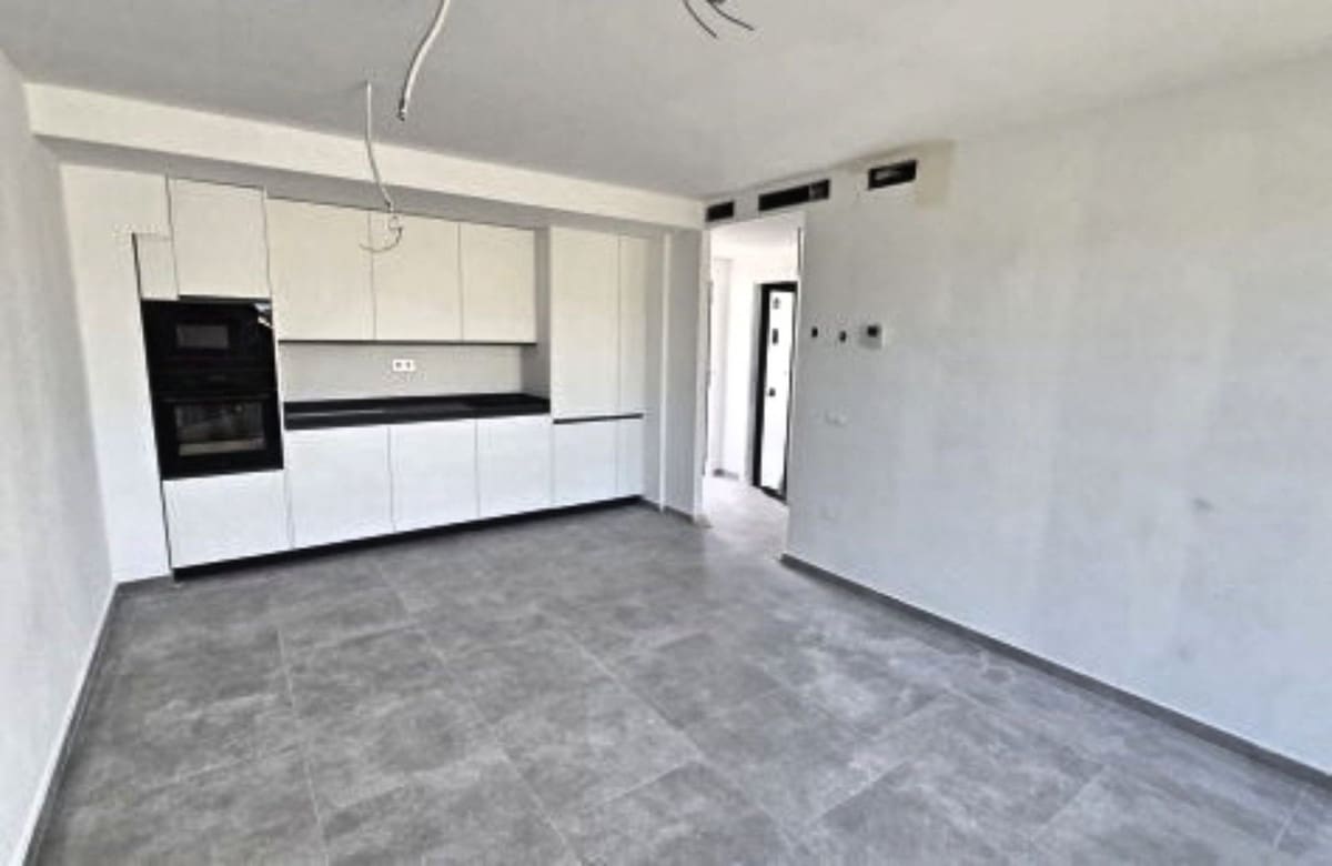 1 bedroom Apartment for sale in Fuengirola - € 240,000 (Ref: 9937183)