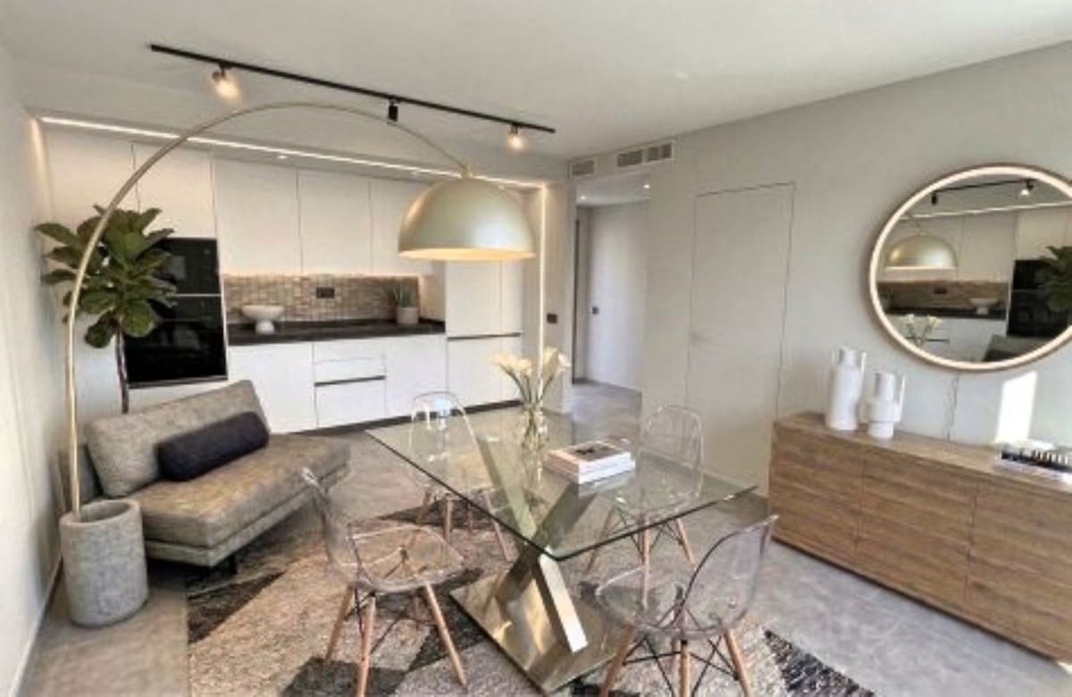 1 bedroom Apartment for sale in Fuengirola - € 240,000 (Ref: 9937183)