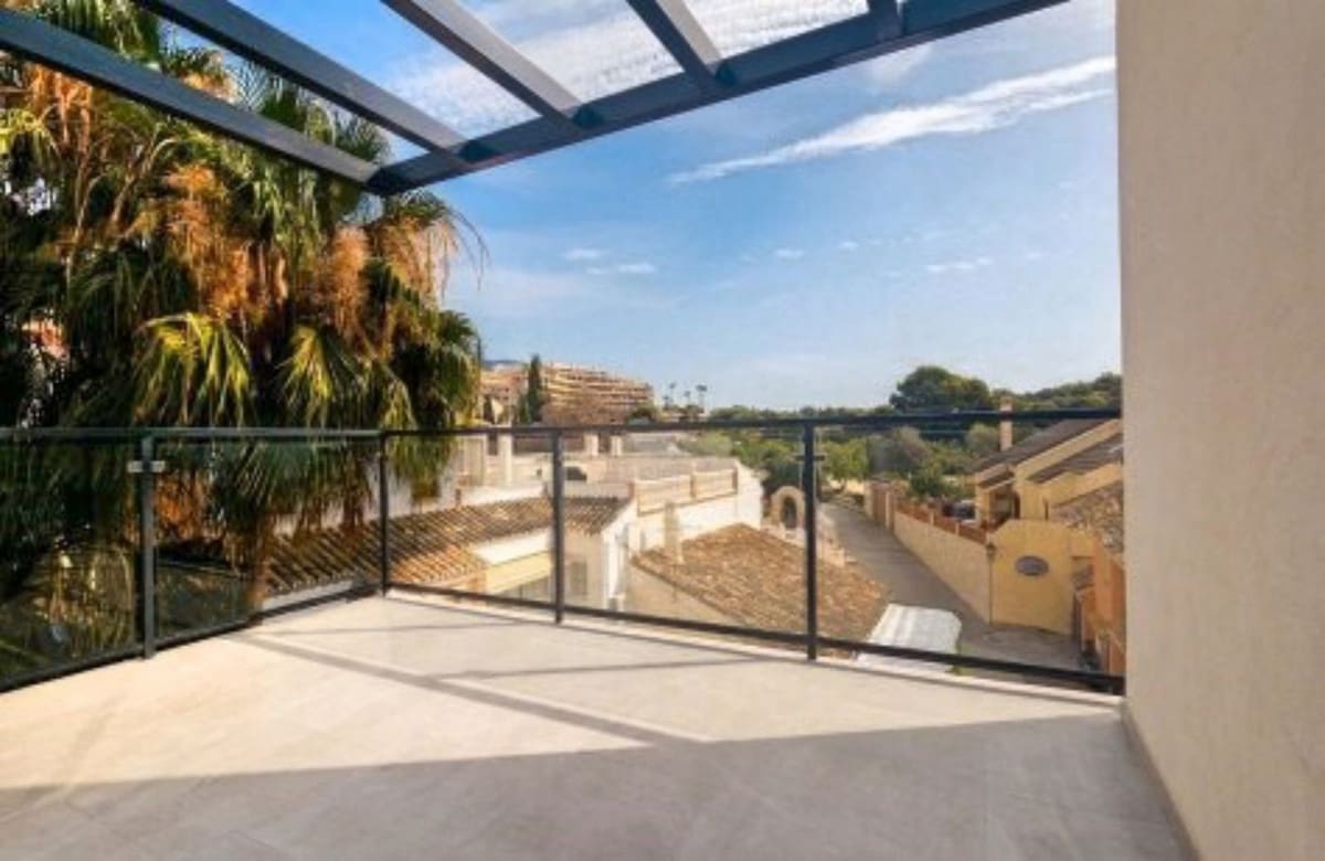 1 bedroom Apartment for sale in Fuengirola - € 240,000 (Ref: 9937183)