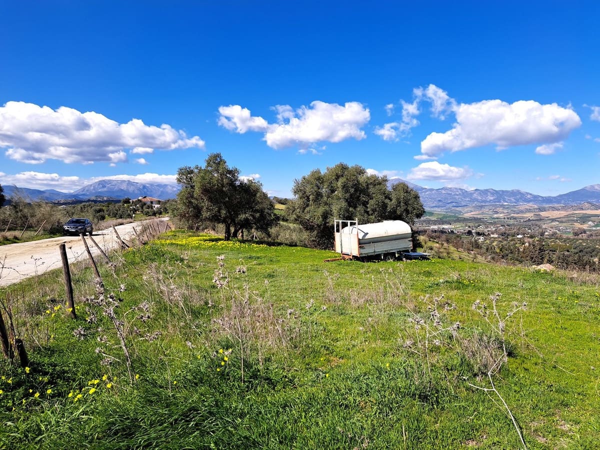 Ubebygd land til salgs i Coin - € 140 000 (Ref: 7419508)