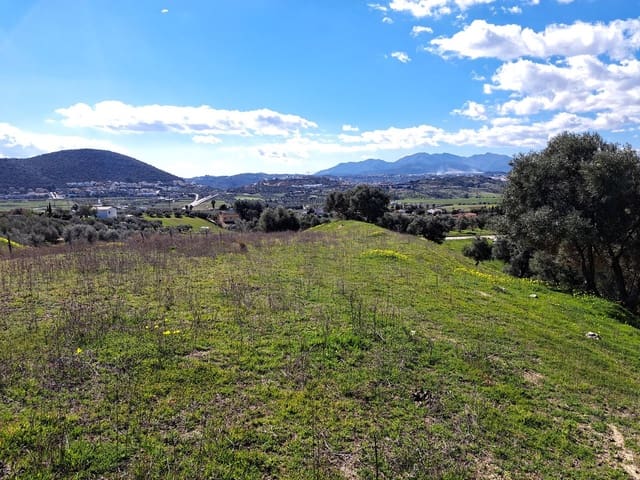 Ubebygd land til salgs i Coín - € 140 000 (Ref: 7419508)