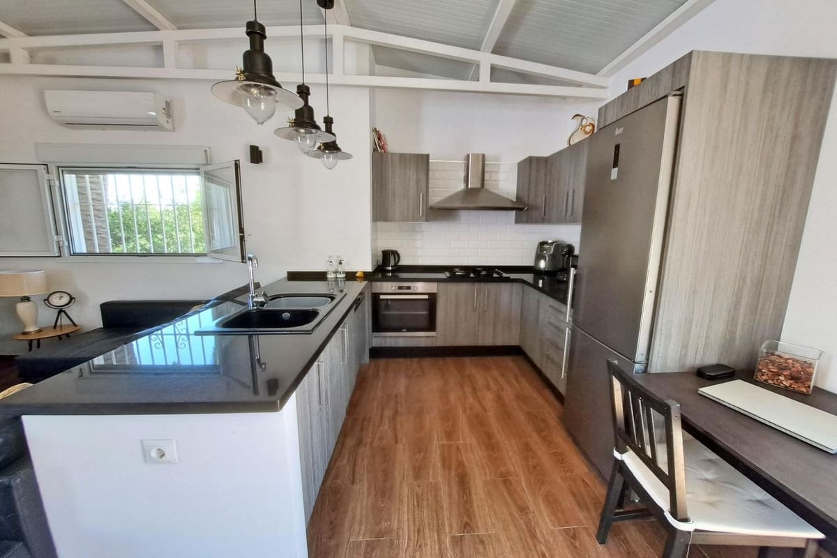 5 soveværelse Villa til salg i Coin med swimmingpool garage - € 629.000 (Ref: 8374536)