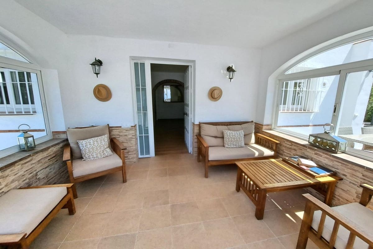 5 slaapkamer Villa te koop in Coin met zwembad garage - € 615.000 (Ref: 8374536)