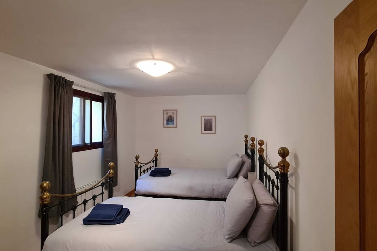 5 soveværelse Villa til salg i Coin med swimmingpool garage - € 649.000 (Ref: 8697471)