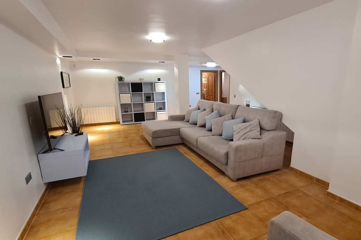 5 soveværelse Villa til salg i Coin med swimmingpool garage - € 649.000 (Ref: 8697471)