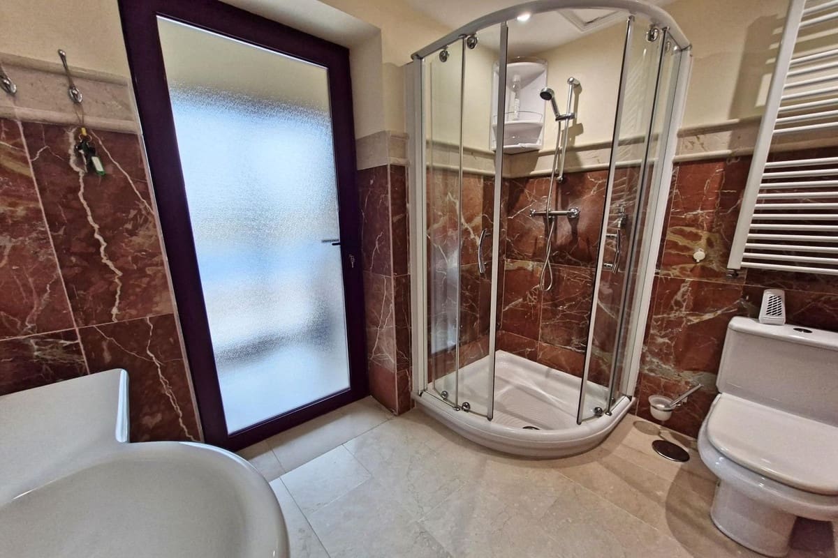 5 soveværelse Villa til salg i Coin med swimmingpool garage - € 649.000 (Ref: 8697471)