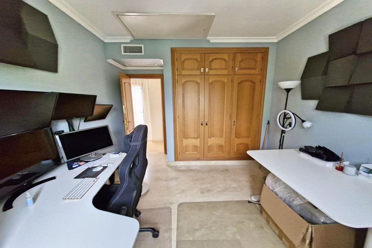 5 soveværelse Villa til salg i Coin med swimmingpool garage - € 649.000 (Ref: 8697471)