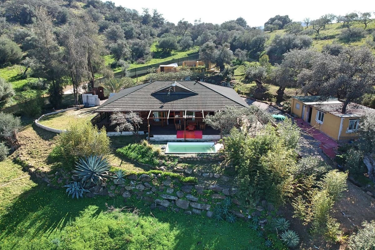 3 soveværelse Finca/Landehus til salg i Coin med swimmingpool garage - € 465.000 (Ref: 8816857)