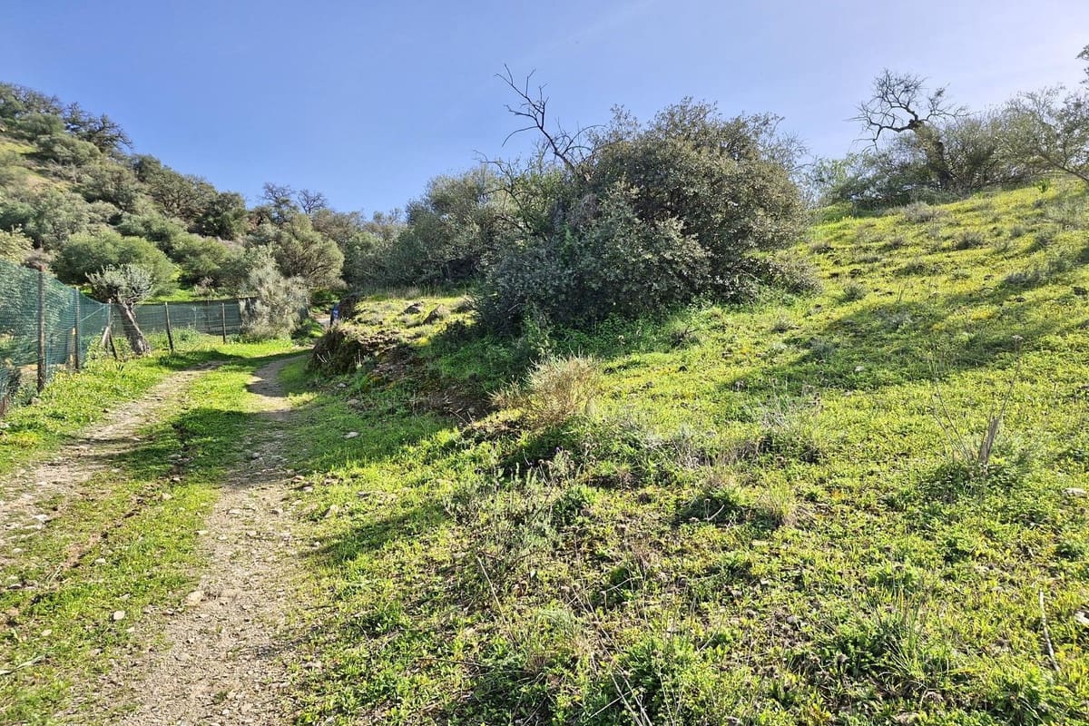 3 soveværelse Finca/Landehus til salg i Coin med swimmingpool garage - € 465.000 (Ref: 8816857)