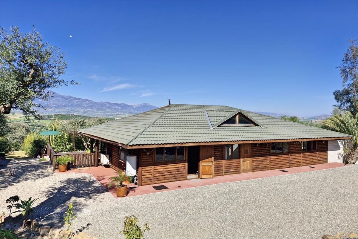 3 slaapkamer Finca/Landhuis te koop in Coin met zwembad garage - € 465.000 (Ref: 8816857)