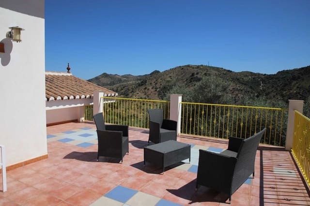 3 soveværelse Finca/Landehus til salg i Almogía med swimmingpool garage - € 495.000 (Ref: 8904963)