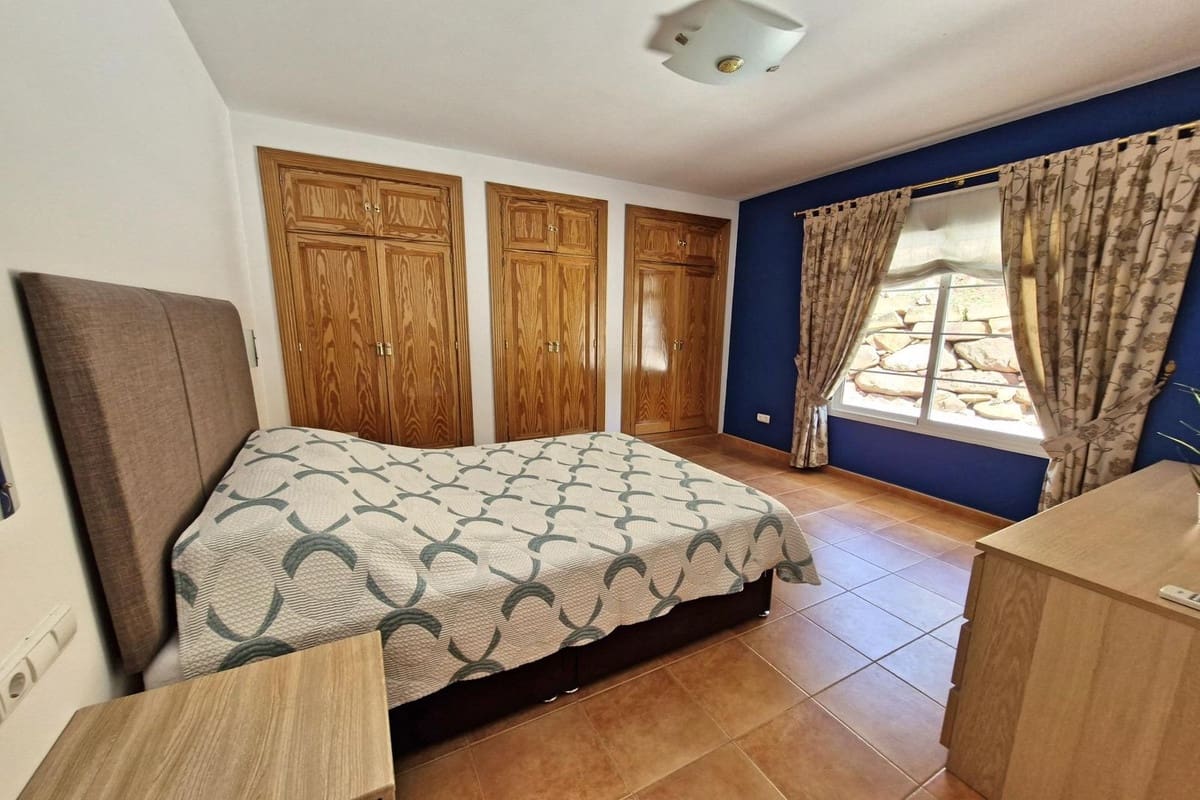 3 soveværelse Finca/Landehus til salg i Almogia med swimmingpool garage - € 495.000 (Ref: 8904963)