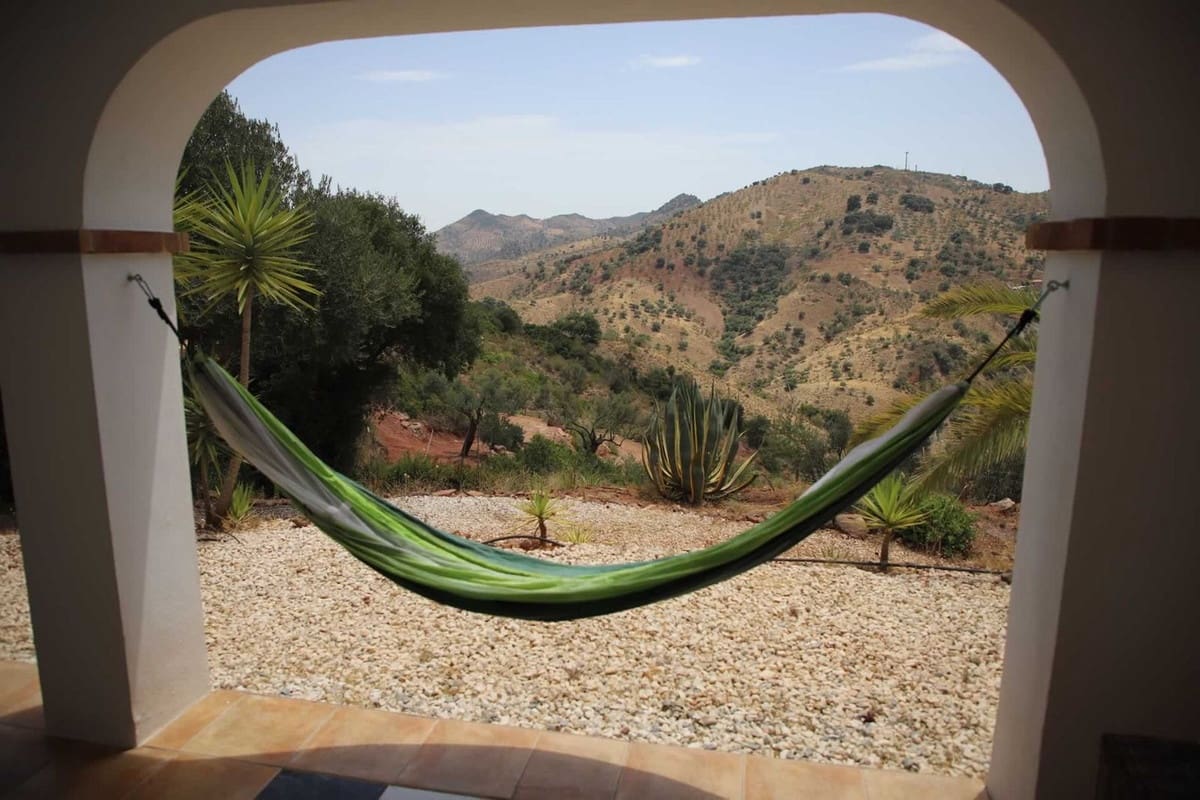 3 soveværelse Finca/Landehus til salg i Almogia med swimmingpool garage - € 495.000 (Ref: 8904963)