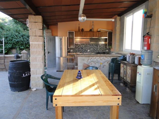 3 sypialnia Finka/Dom wiejski na sprzedaż w Coín z basenem garażem - 570 000 € (Ref: 9051428)