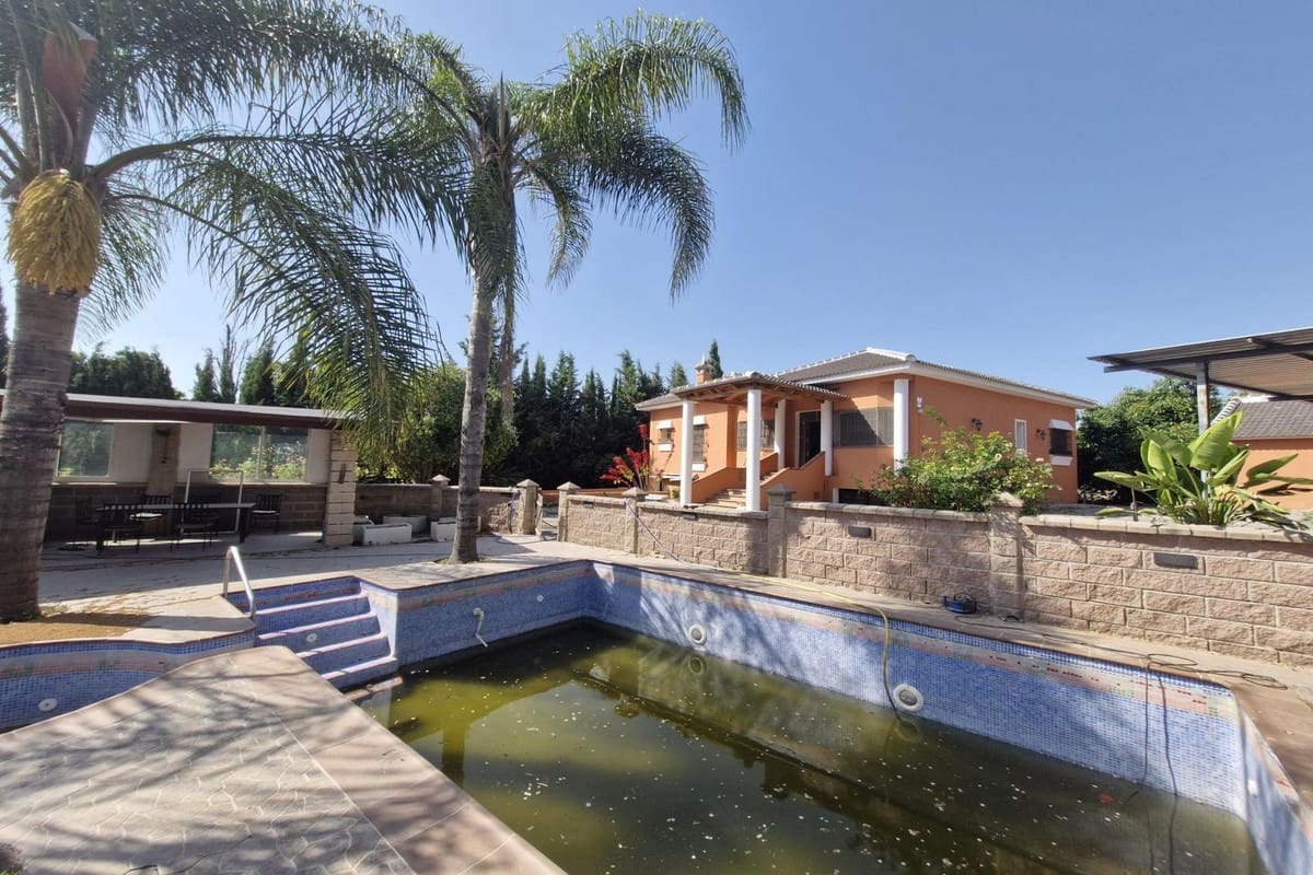 3 bedroom Finca/Country House for sale in Coin with pool garage - € 570,000 (Ref: 9051428)