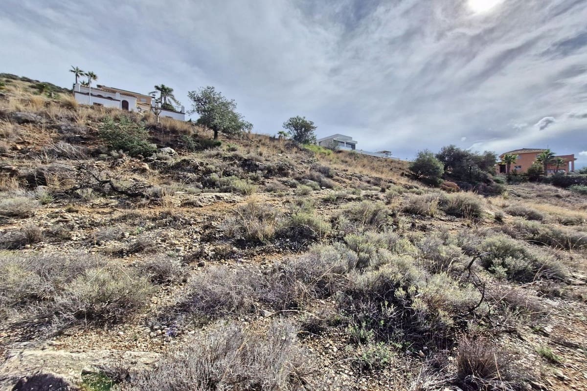 Działka budowlana na sprzedaż w Coin - 80 000 € (Ref: 9108259)