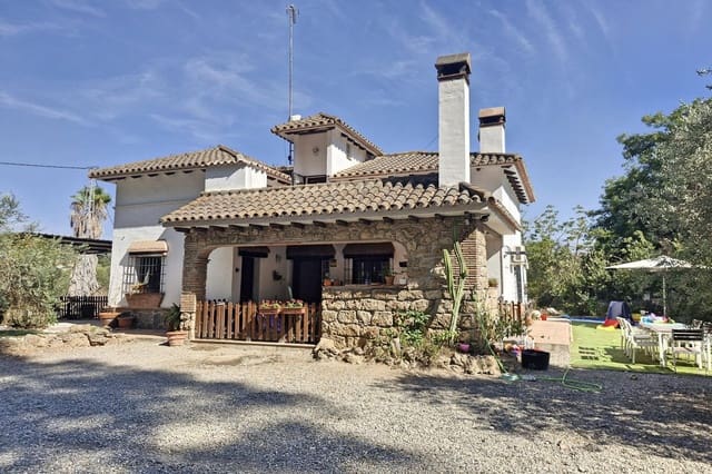 4 bedroom Finca/Country House for sale in Coín with garage - € 440,000 (Ref: 9182024)