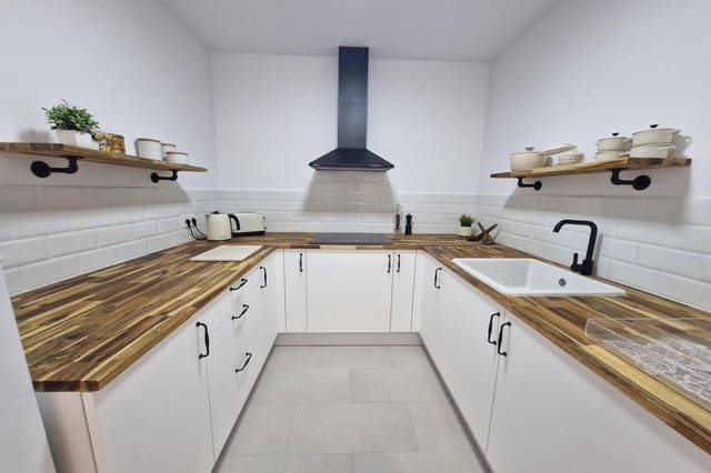 3 soveværelse Byhus til salg i Coín - € 269.000 (Ref: 9194844)