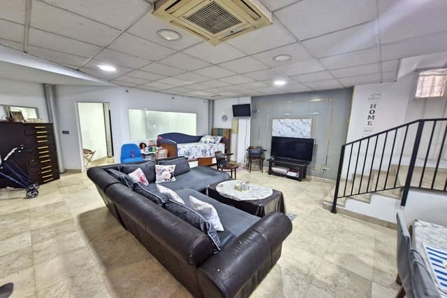 1 slaapkamer Appartement te koop in Coín - € 120.000 (Ref: 9249405)