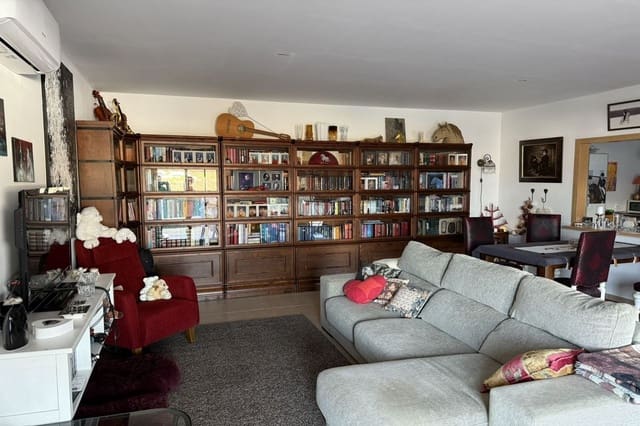 3 bedroom Villa for sale in Coín with pool garage - € 475,000 (Ref: 9450451)