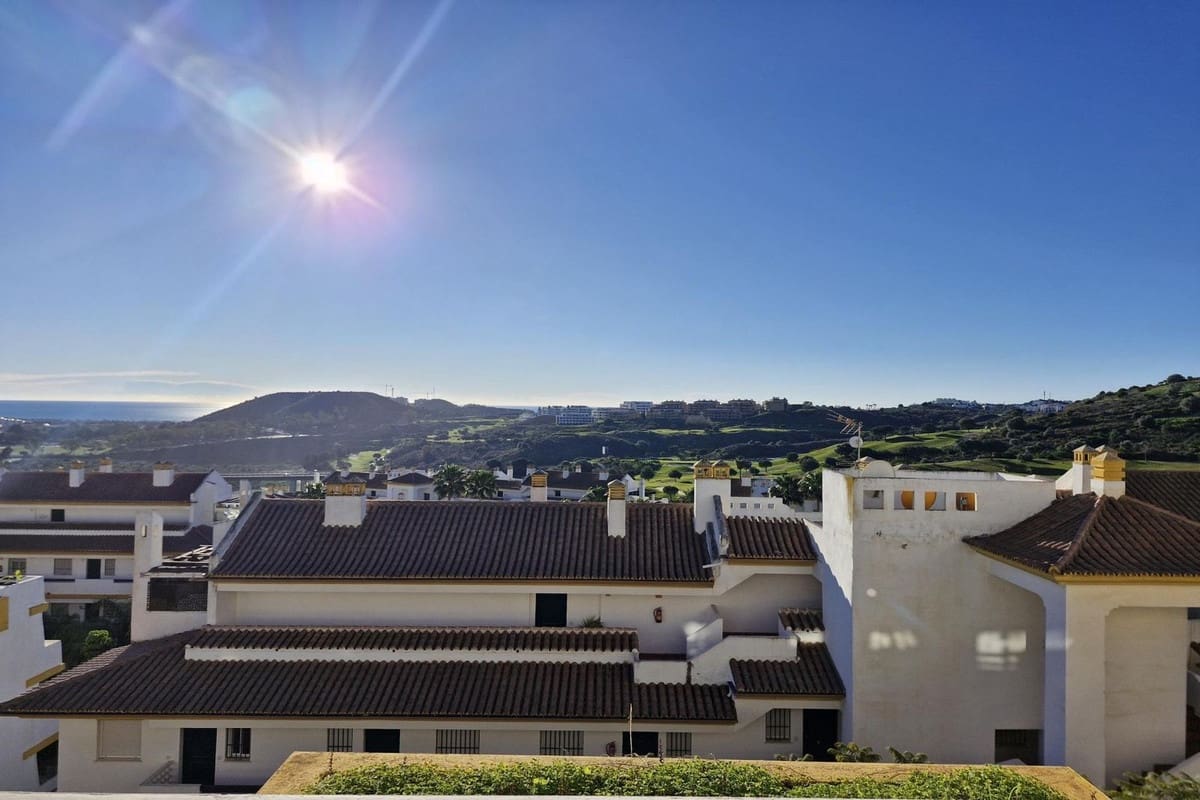 2 slaapkamer Appartement te koop in La Cala de Mijas met zwembad garage - € 275.000 (Ref: 9553091)