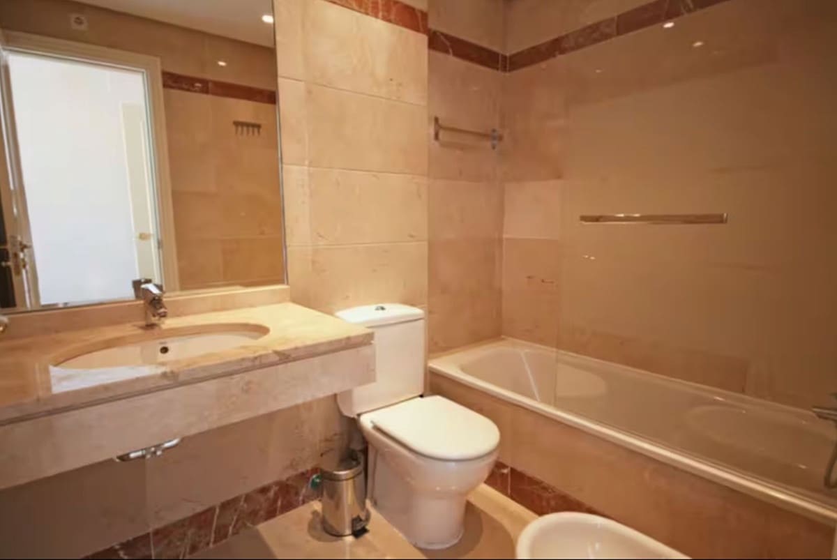 2 slaapkamer Appartement te koop in La Cala de Mijas met zwembad garage - € 275.000 (Ref: 9553091)