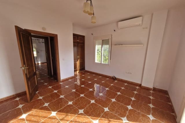 3 chambre Finca/Maison de Campagne à vendre à Coín avec piscine garage - 480 000 € (Ref: 9709210)