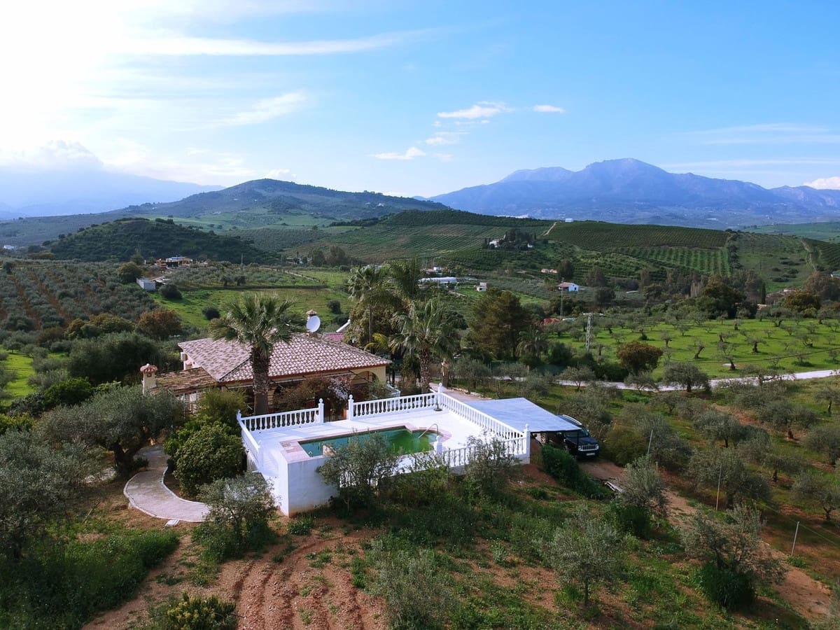 3 chambre Finca/Maison de Campagne à vendre à Coin avec piscine garage - 480 000 € (Ref: 9709210)