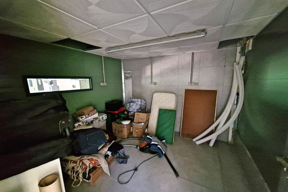 3 slaapkamer Commercieel te koop in Coin met zwembad garage - € 795.000 (Ref: 9737337)
