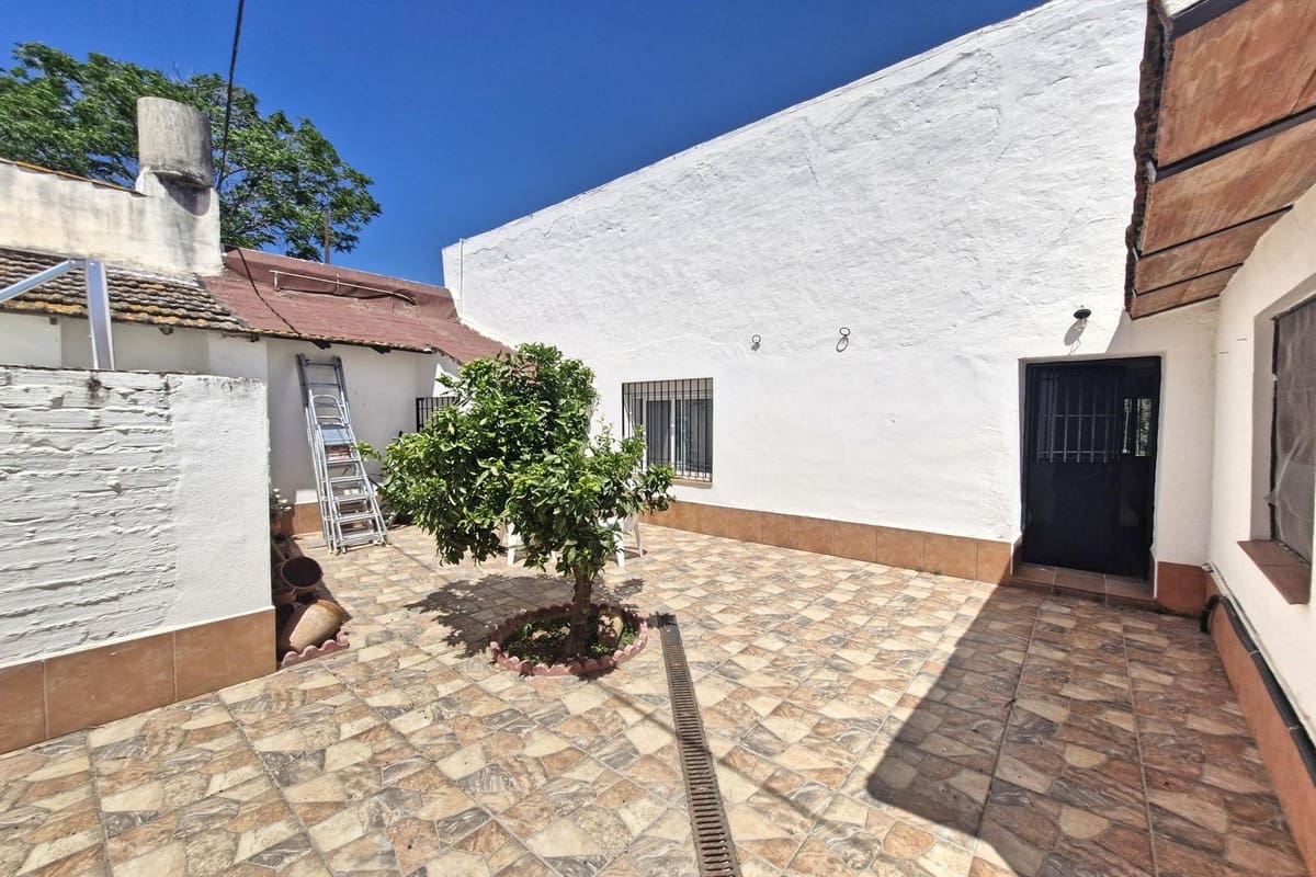 4 sovrum Finca/Hus på landet till salu i Campanillas med garage - 430 000 € (Ref: 9883776)